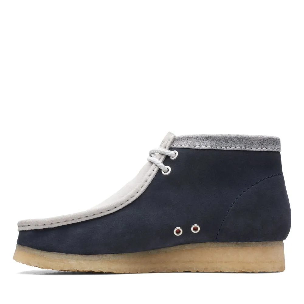 Clarks Originals Wallabee Boots VCY Men's Navy and Gray Suede 26165077