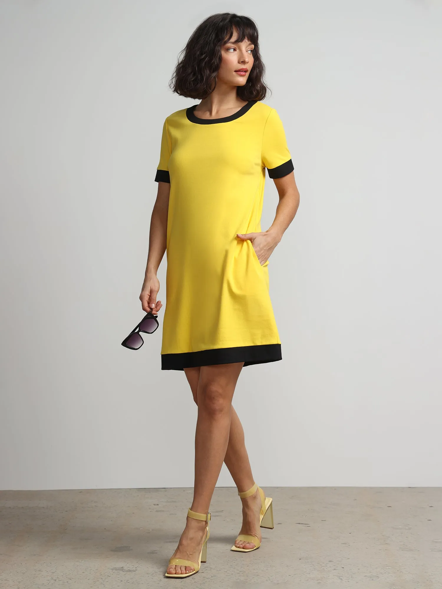 Petite Colorblock-Trim T-Shirt Shift Dress - City Knits