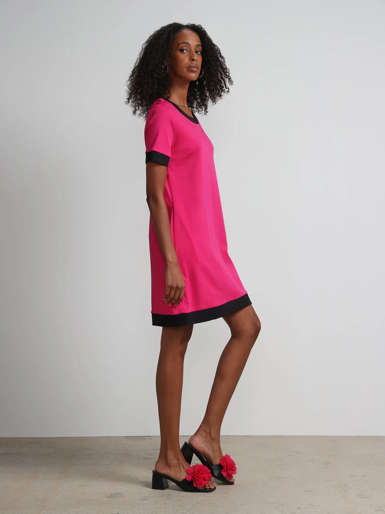 Petite Colorblock-Trim T-Shirt Shift Dress - City Knits